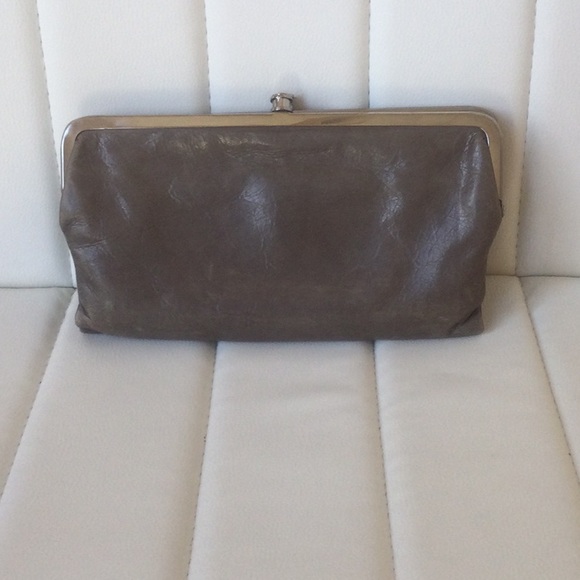 EUC Leather Gray Hobo Lauren Wallet Clutch With Silver Trim - Picture 2 of 16